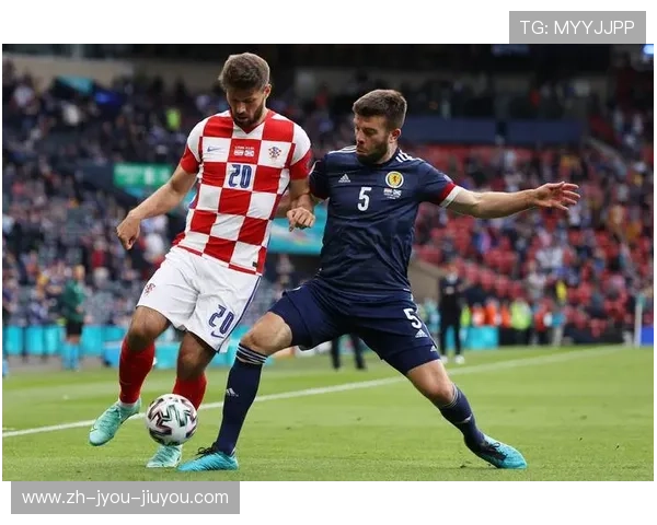 足球比赛中的快速进攻与高压防守